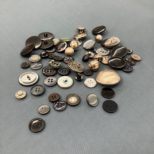 A Tiny Mixed Bag of Nifty Black/Gray/Silver Buttons